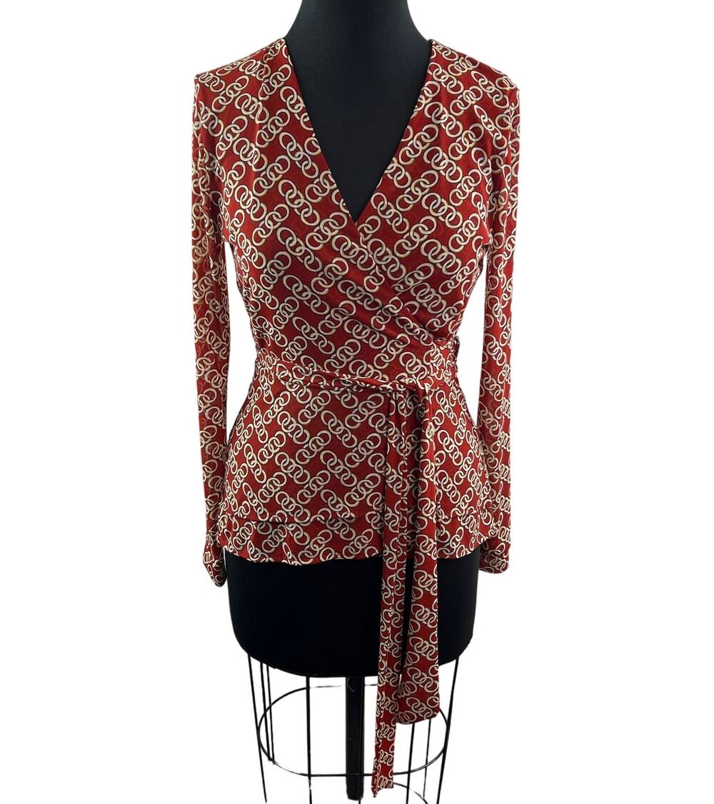 CABI Red White Top Stretch Signet Chain Ringleader Wrap Tie Plunge Neck Size XS